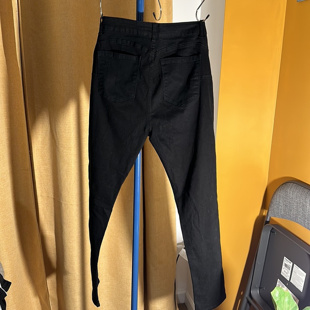 Jeans - Picture 2 of 2